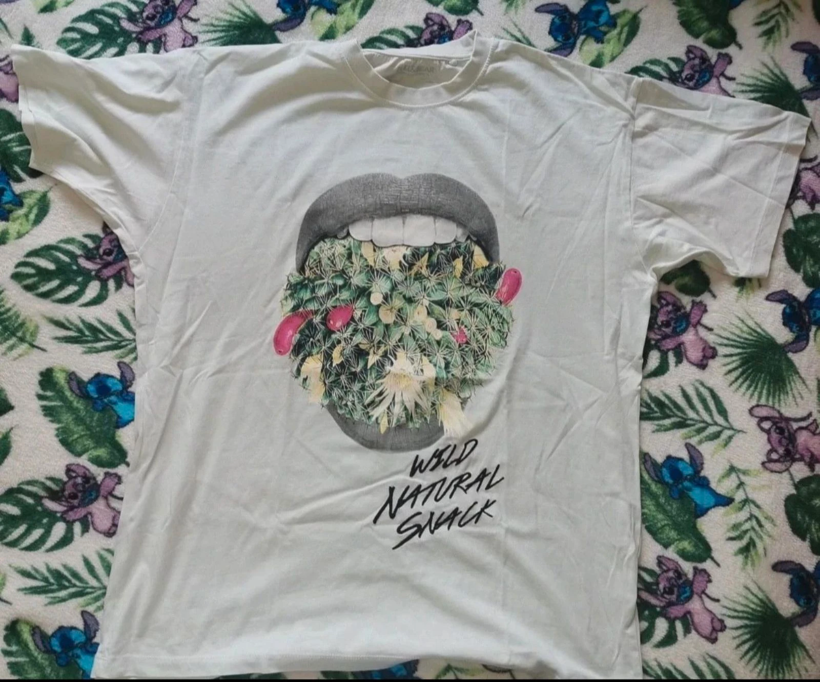 Camiseta pull and bear 